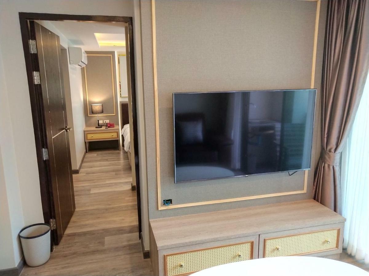Hotel De Sripoom 4*